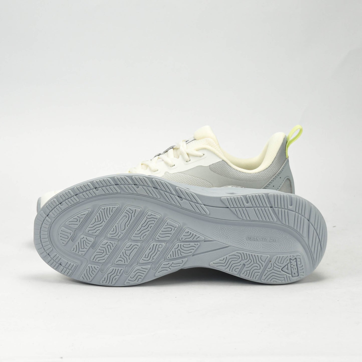 PEAK SPORTS SHOES