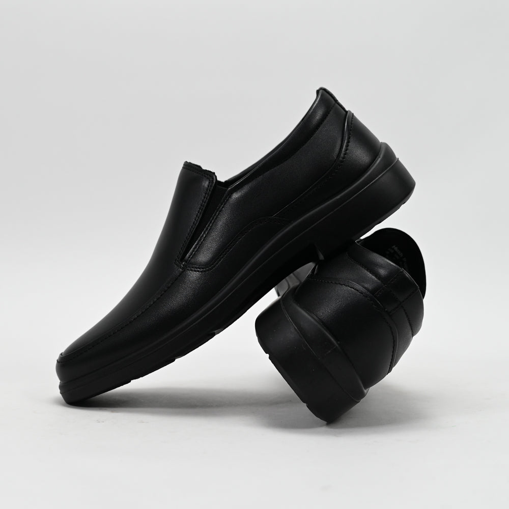 HUSH PUPPIES FOOTWEAR