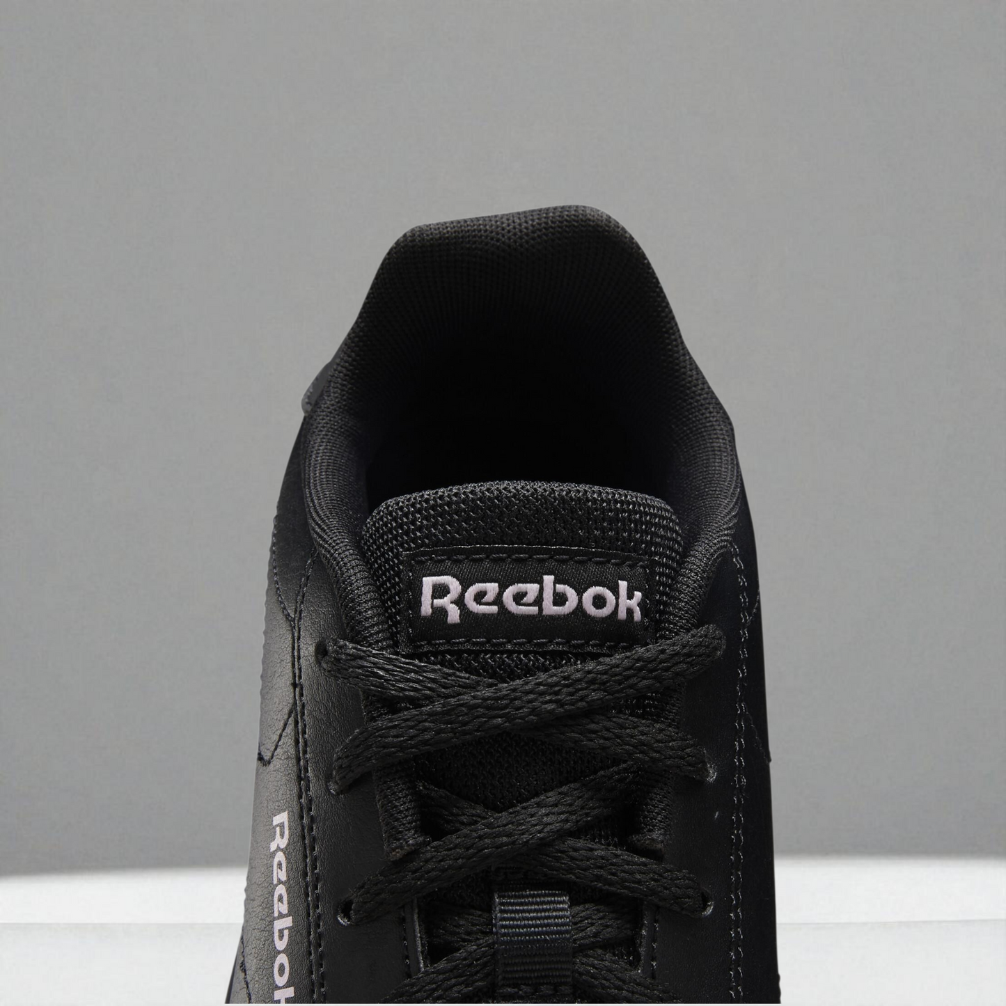 ) REEBOK ROYAL COMPLETE CLN2. 00453
