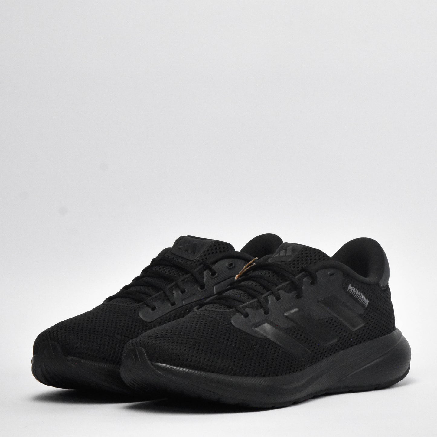 ADIDAS RESPONSE RUNNER U. IH3576