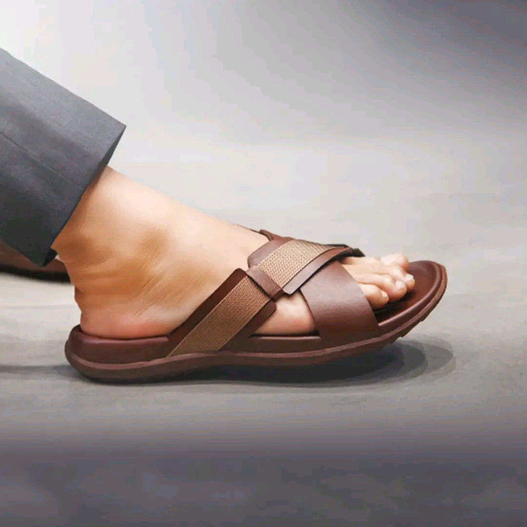 PUCA ROYAL SLIDER 02 BROWN. 11242