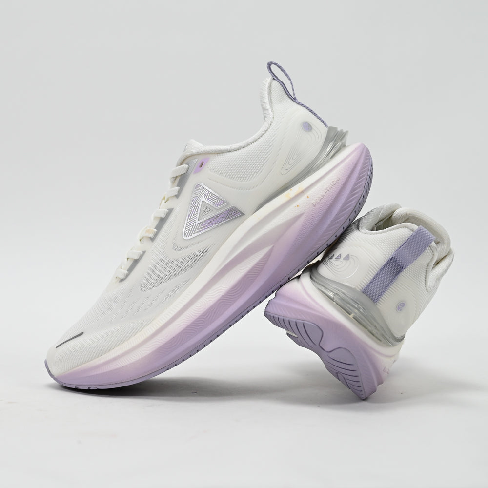 PEAK FOOTWEAR
