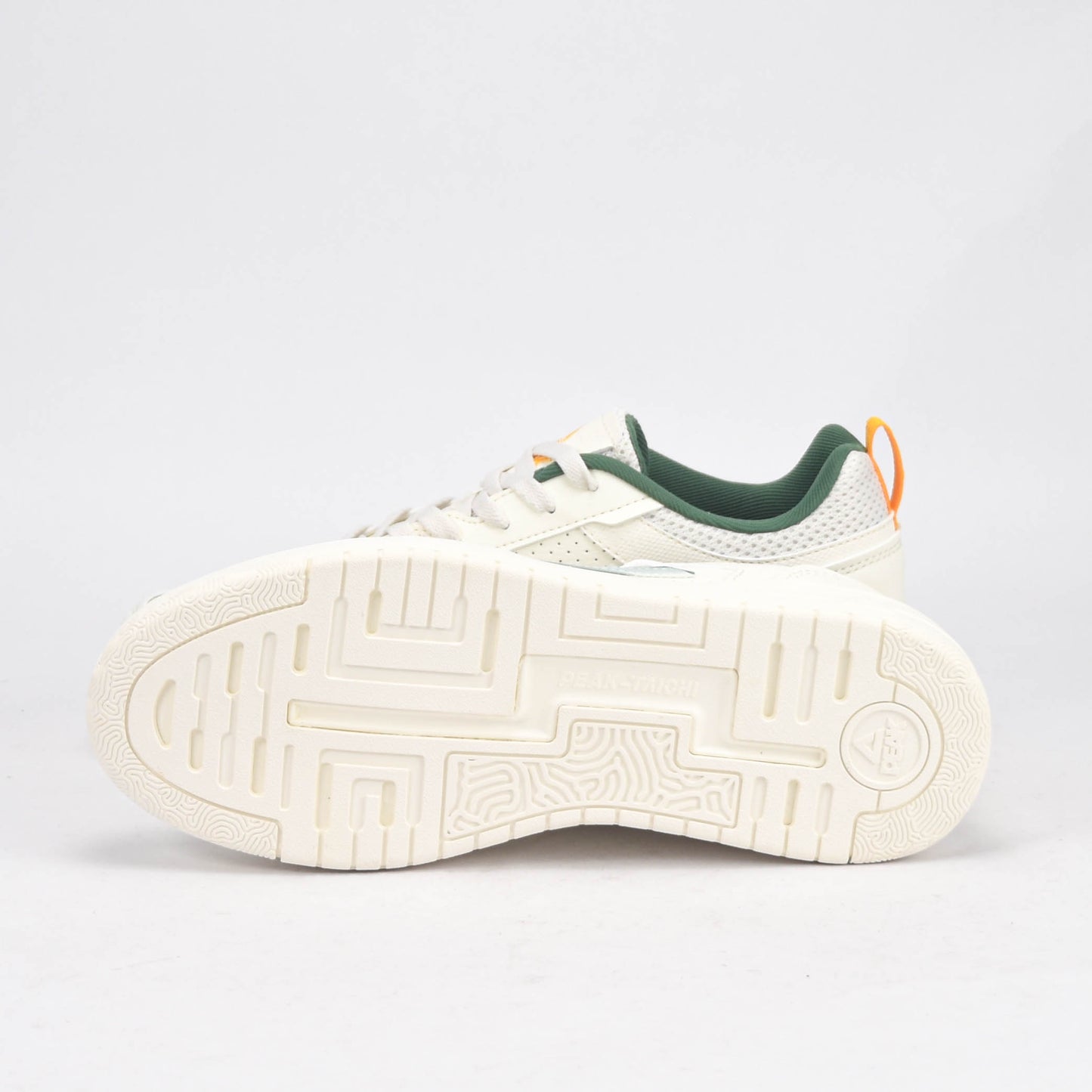 PEAK SHOES
