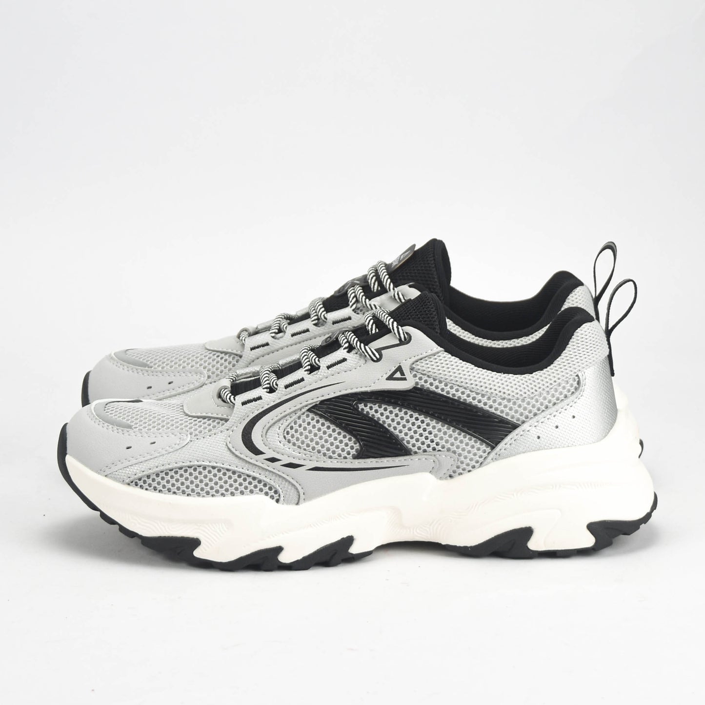 PEAK SHOES