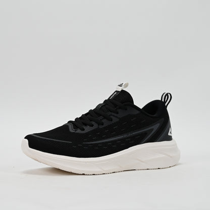 PEAK FOOTWEAR