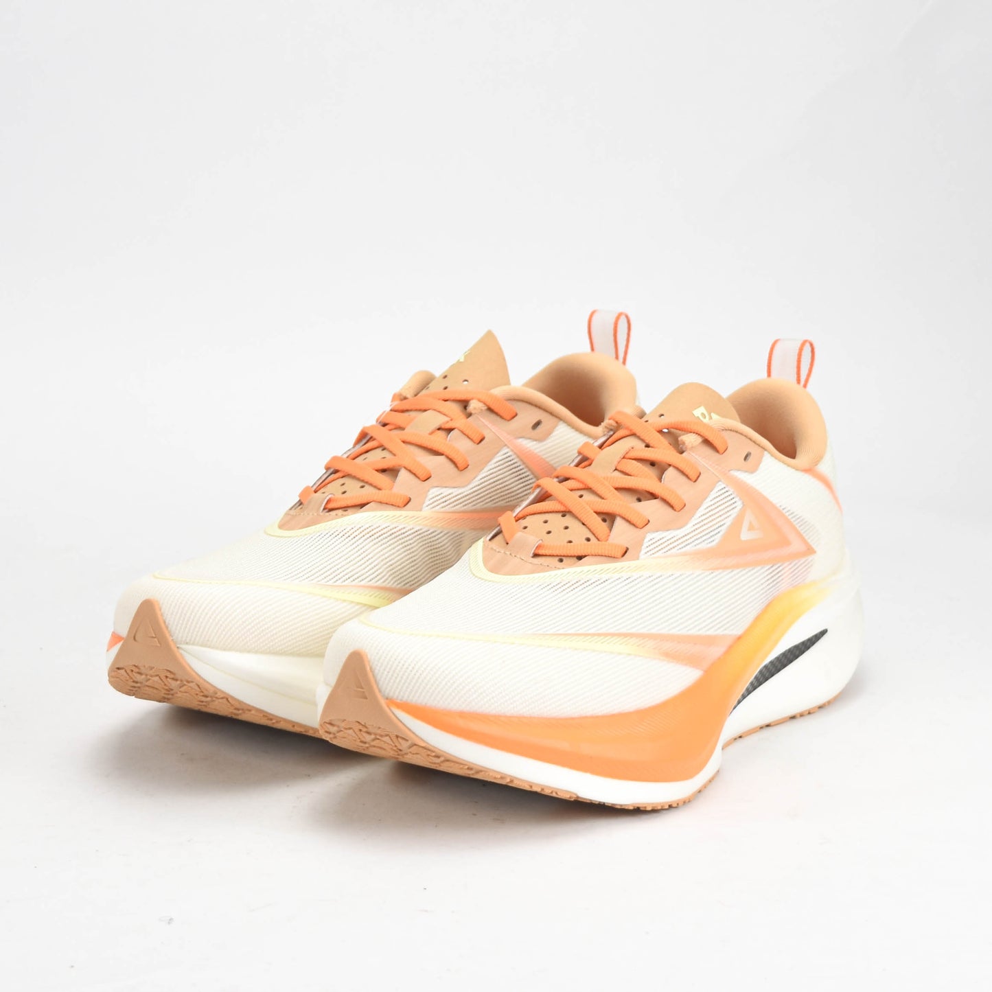 PEAK SHOES