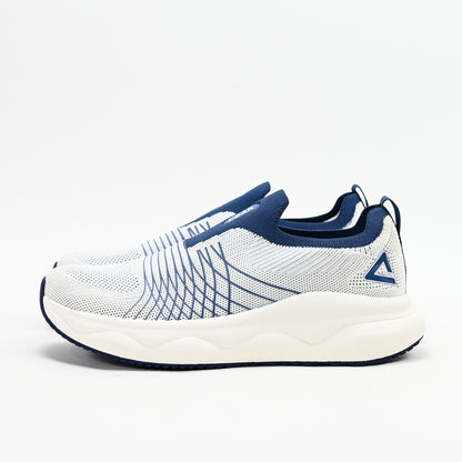 PEAK FOOTWEAR