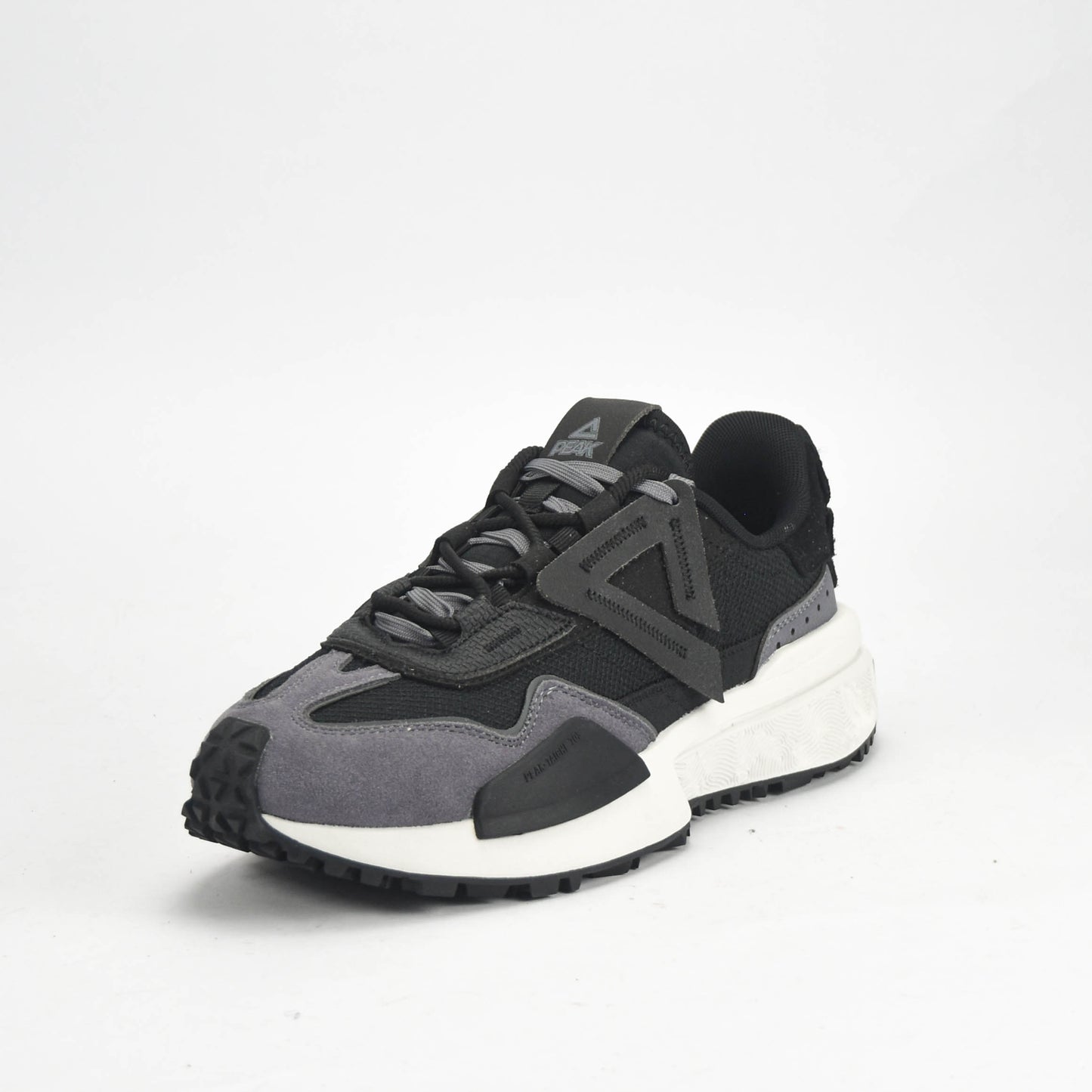 PEAK SHOES