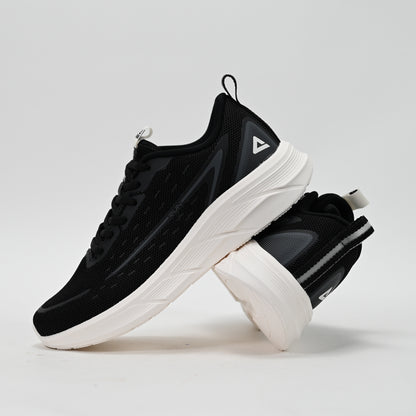PEAK FOOTWEAR
