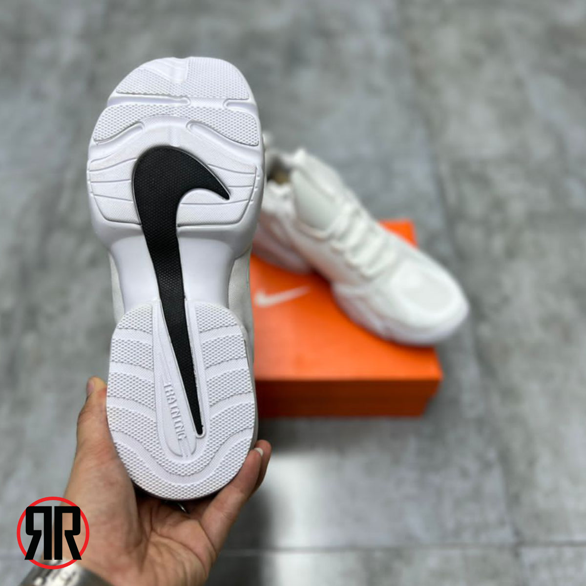 NIKE AIR MAX ALPHA SAVAGE WHITE