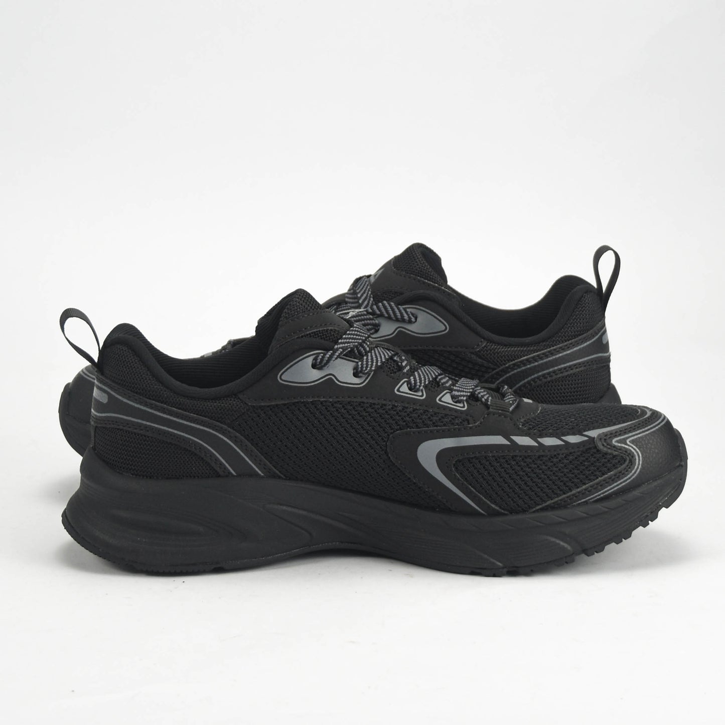 PEAK SHOES