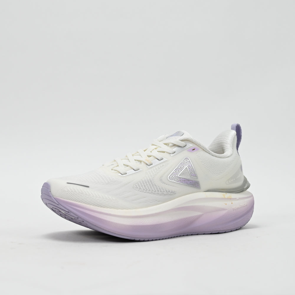 PEAK FOOTWEAR
