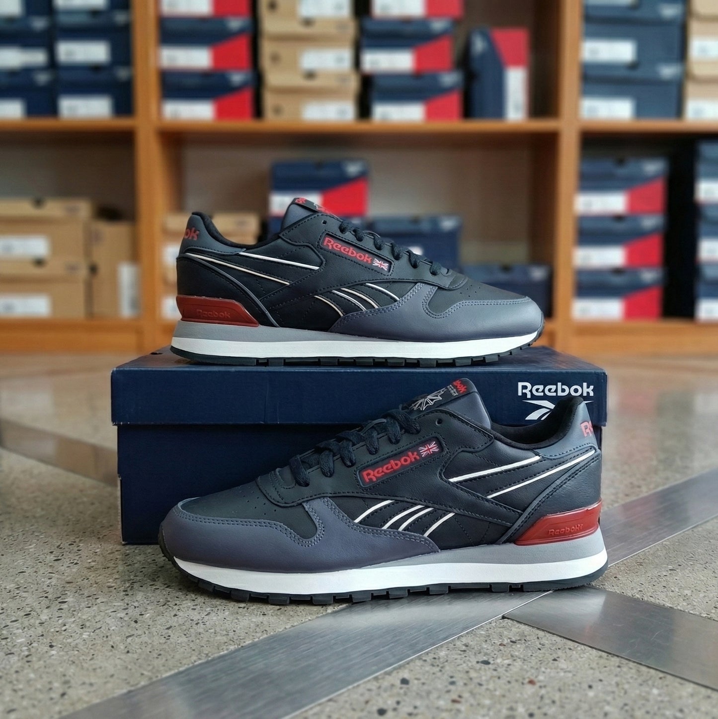 REEBOK CLASSIC LEATHER CLIP