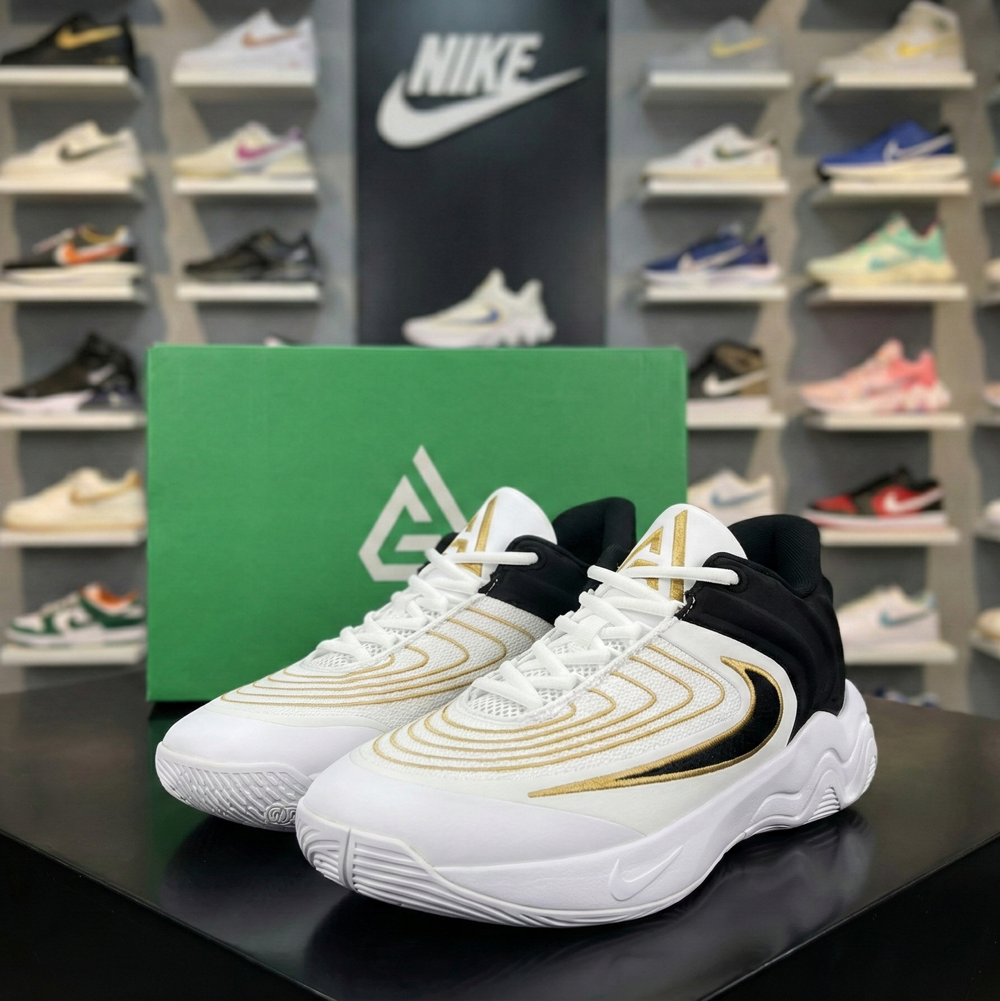 Nike Giannis Immortality 4