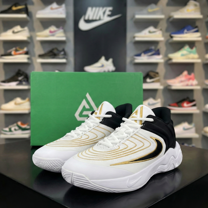 Nike Giannis Immortality 4