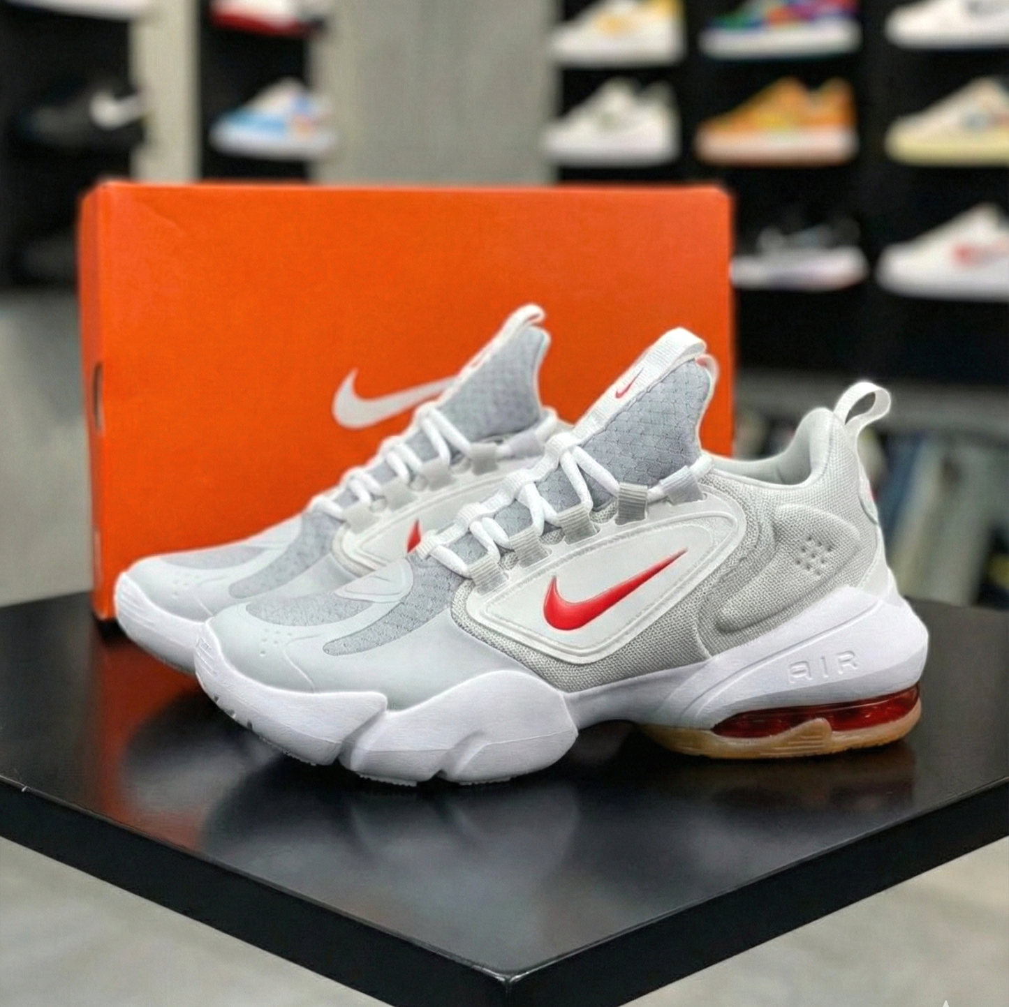 NIKE AIR MAX ALPHA SAVAGE