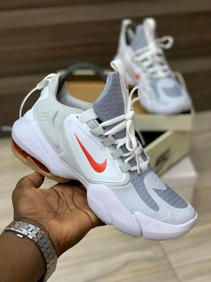 NIKE AIR MAX ALPHA SAVAGE