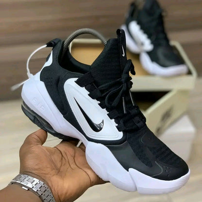 NIKE AIR MAX ALPHA SAVAGE