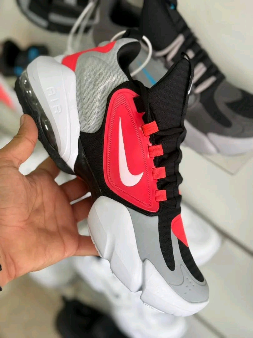 NIKE AIR MAX ALPHA SAVAGE