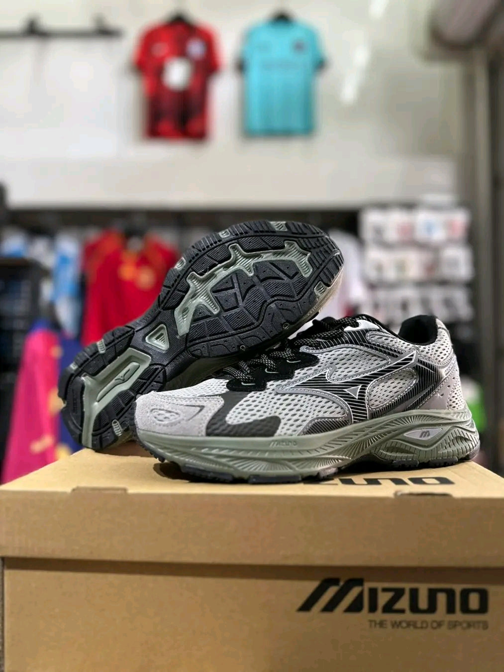 MIZUNO RACER S OARISM