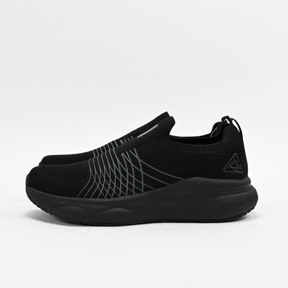 PEAK FOOTWEAR