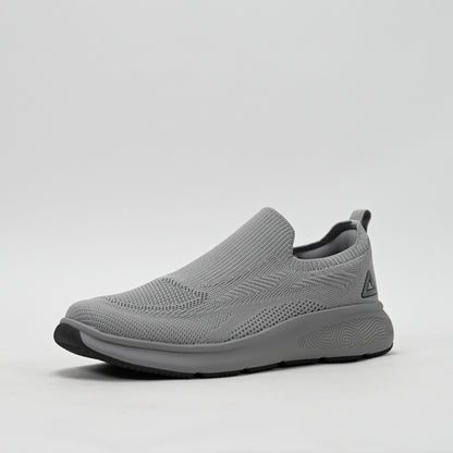 PEAK FOOTWEAR