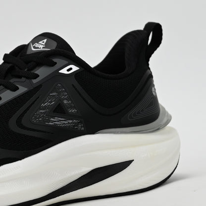 PEAK FOOTWEAR
