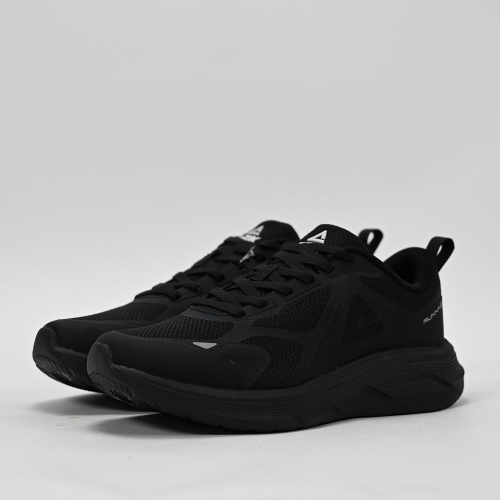 PEAK FOOTWEAR