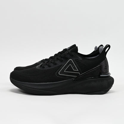 PEAK FOOTWEAR