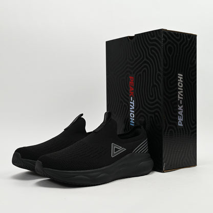 PEAK FOOTWEAR