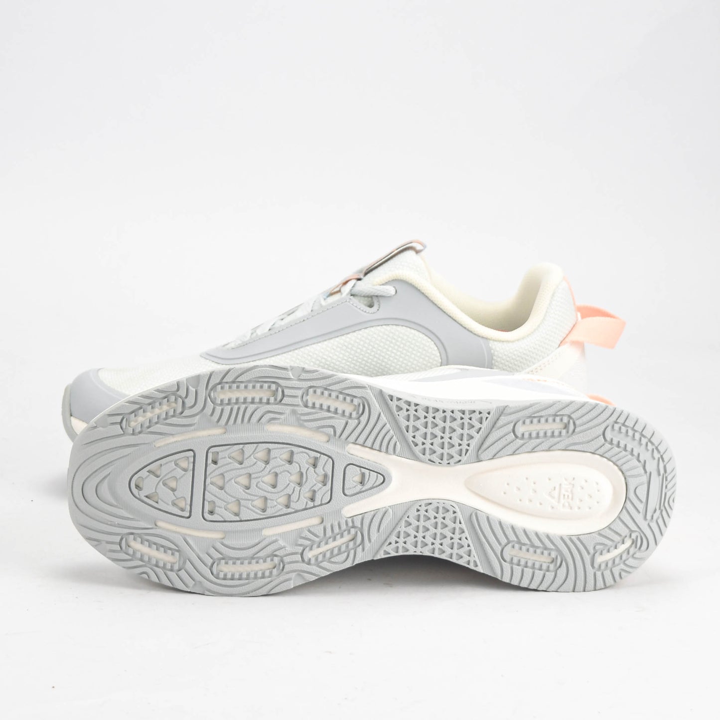 PEAK SHOES