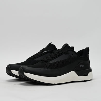 PEAK FOOTWEAR