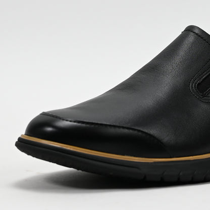 HUSH PUPPIES FOOTWEAR