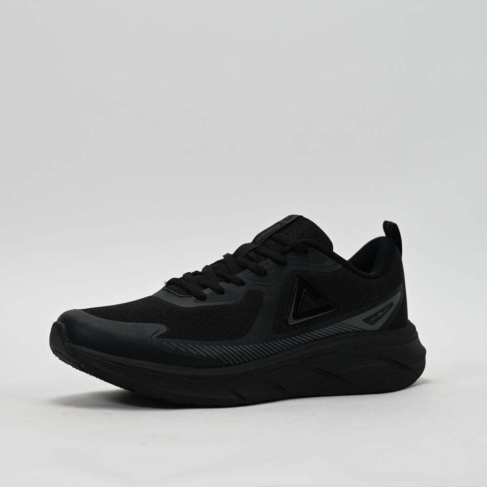 PEAK FOOTWEAR