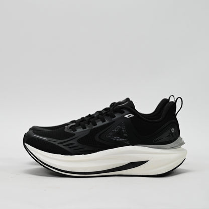 PEAK FOOTWEAR
