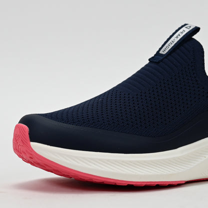 PEAK FOOTWEAR