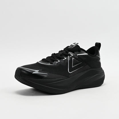PEAK FOOTWEAR