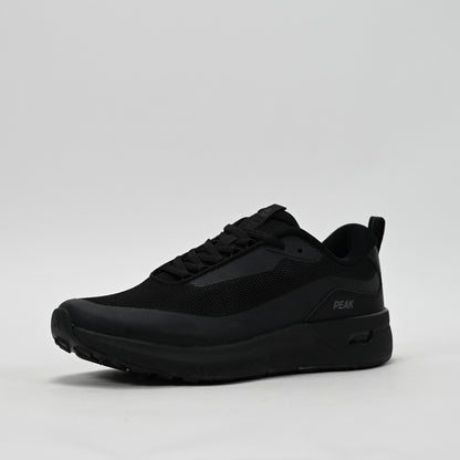 PEAK FOOTWEAR