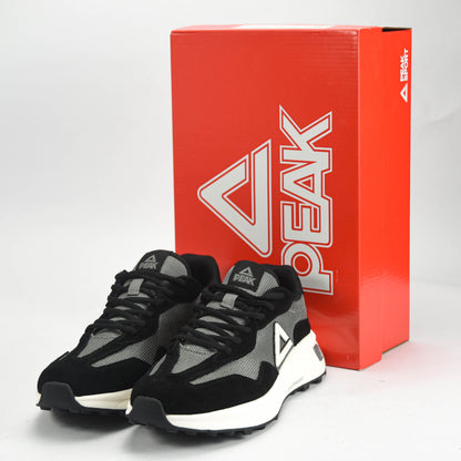 PEAK SHOES