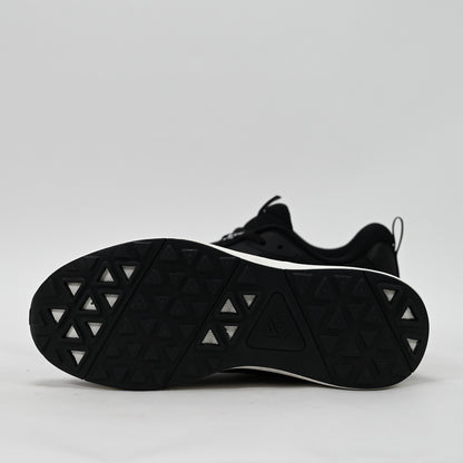 PEAK FOOTWEAR