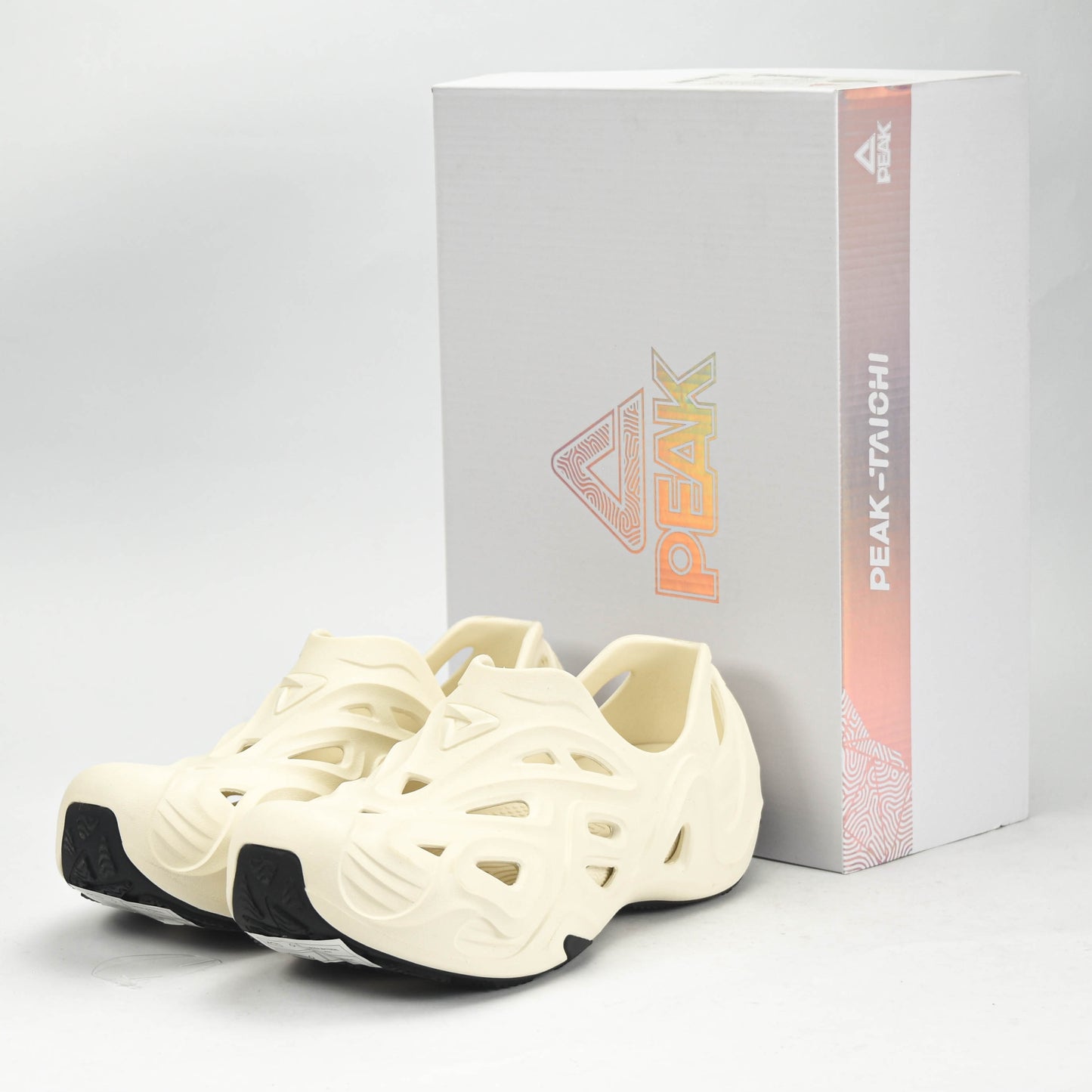 PEAK TAICHI SANDALS