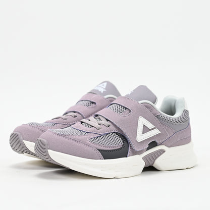 PEAK FOOTWEAR