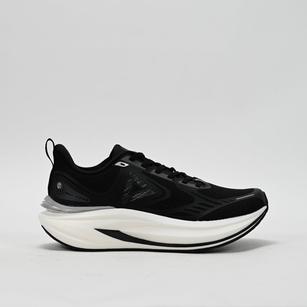 PEAK FOOTWEAR