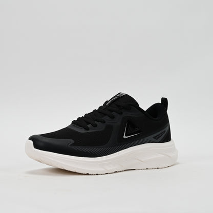PEAK FOOTWEAR