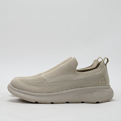 PEAK FOOTWEAR