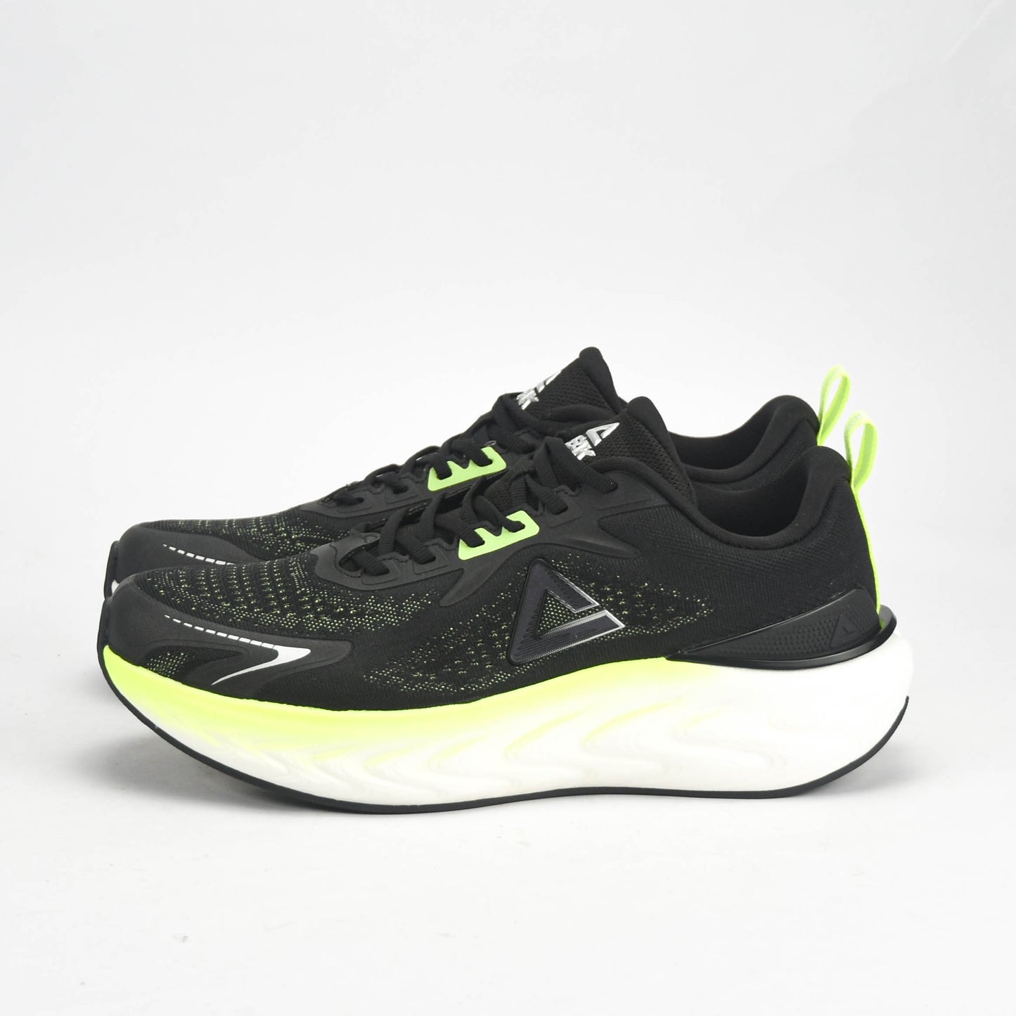 PEAK SHOES
