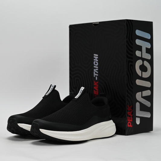 PEAK FOOTWEAR