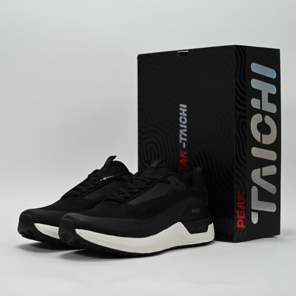 PEAK FOOTWEAR