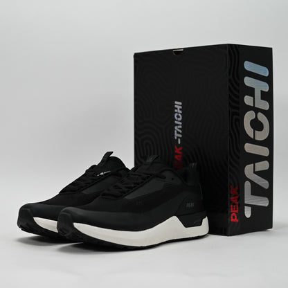 PEAK FOOTWEAR