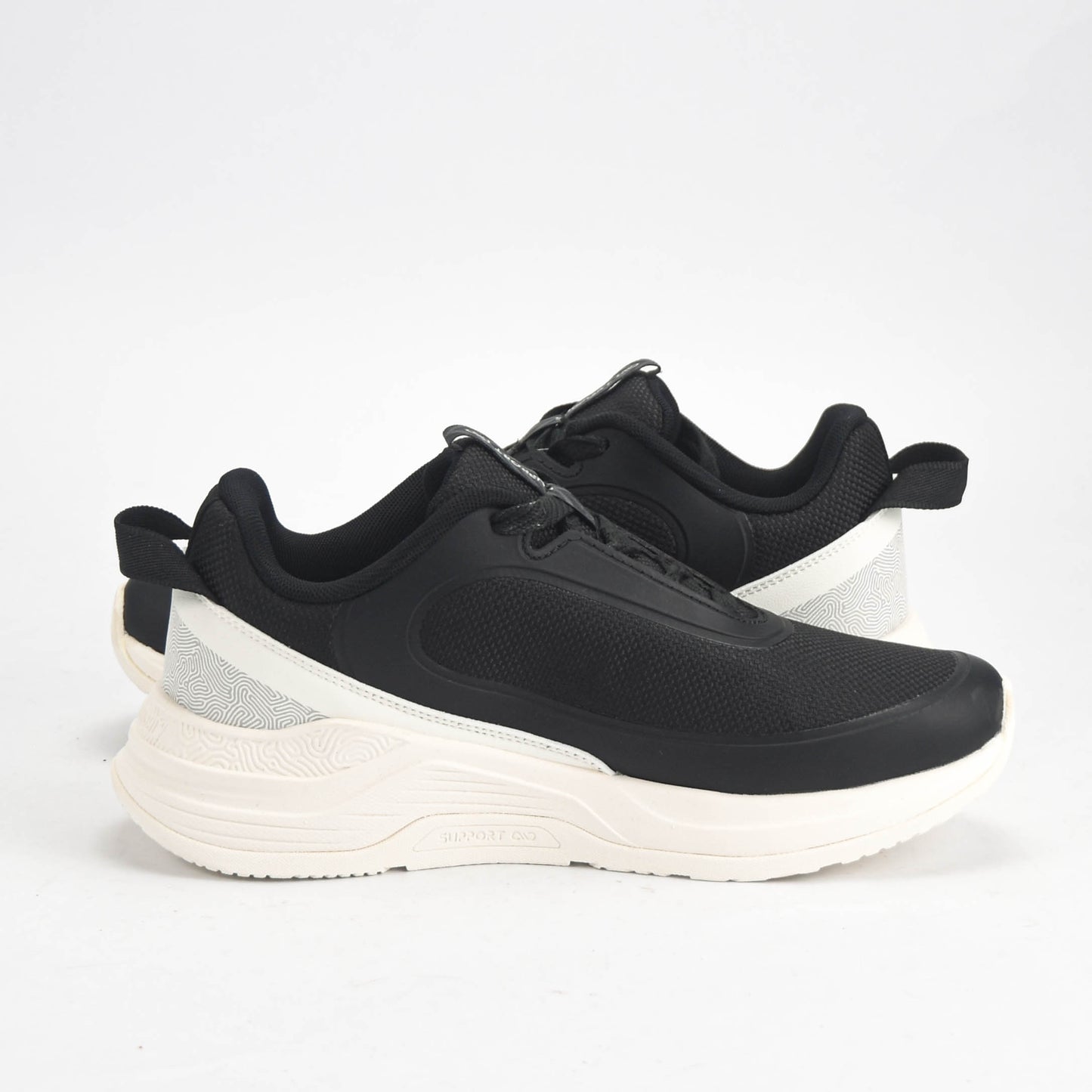 PEAK SHOES